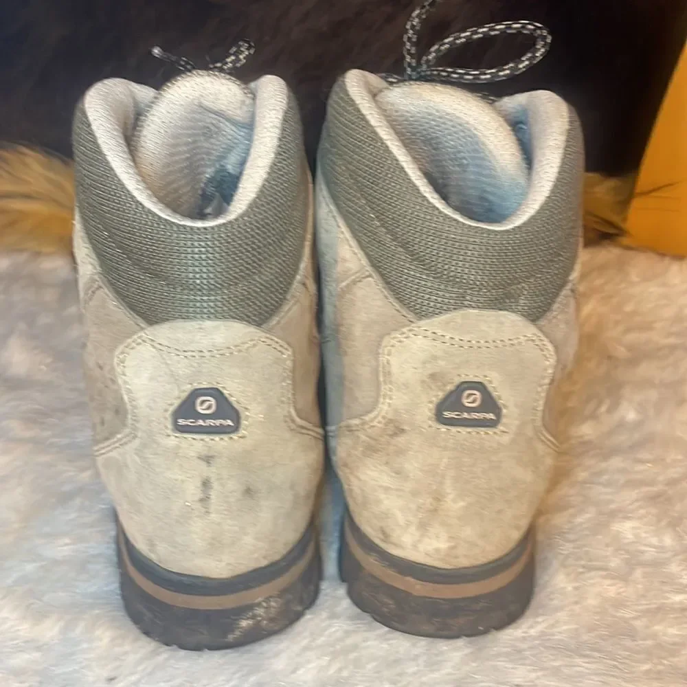 Scarpa boots 38 (700)